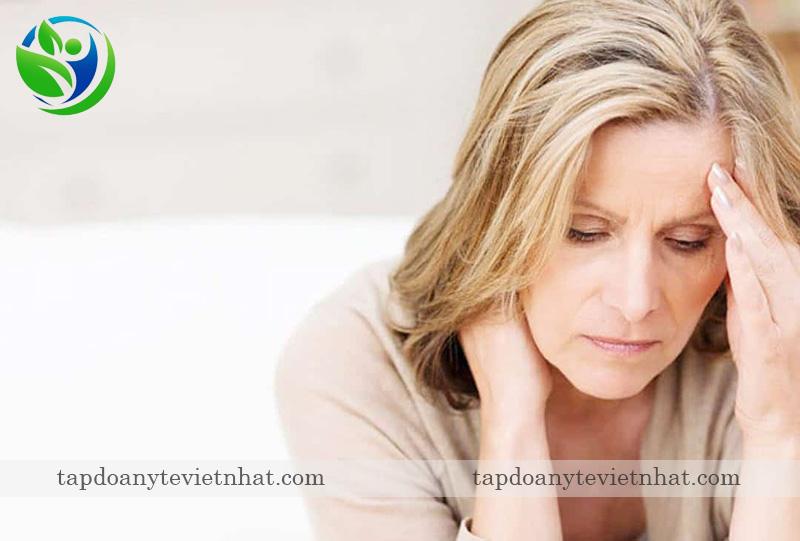 Mãn kinh sớm gây các rối loạn kinh nguyệt ở phụ nữ
