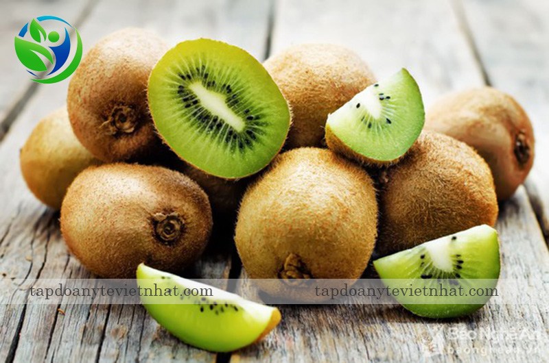 Quả kiwi giàu chất khoáng, vitamin và chất chống oxy hóa tốt cho cơ thể mẹ sau sinh