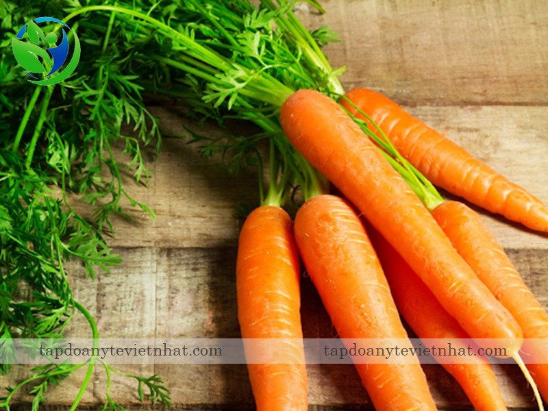  Ăn cà rốt hỗ trợ khắc phục tình trạng táo bón sau sinh