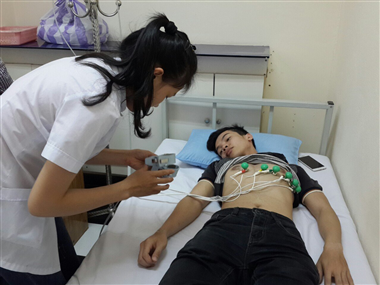 Đo điện tim để làm gì? Giải đáp cùng với Tập đoàn thiết bị Y tế Việt Nhật